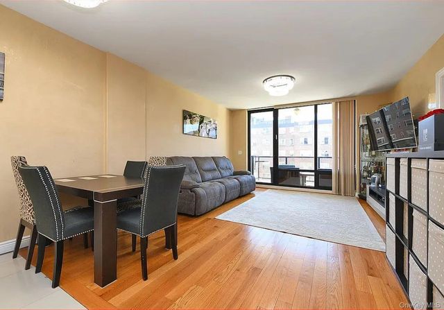 63-36 99th Street 5E, Rego Park, NY 11374