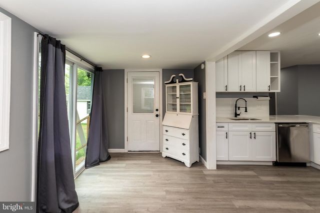 115 DELWYN LN, Williamstown, NJ 08094