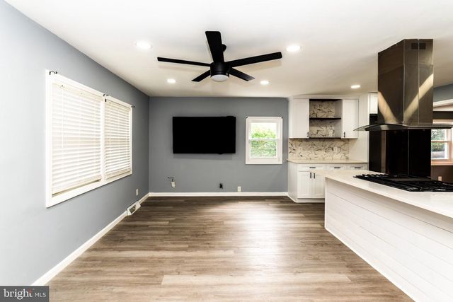 115 DELWYN LN, Williamstown, NJ 08094