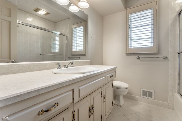 5234 N Washington Boulevard, Indianapolis, IN 46220