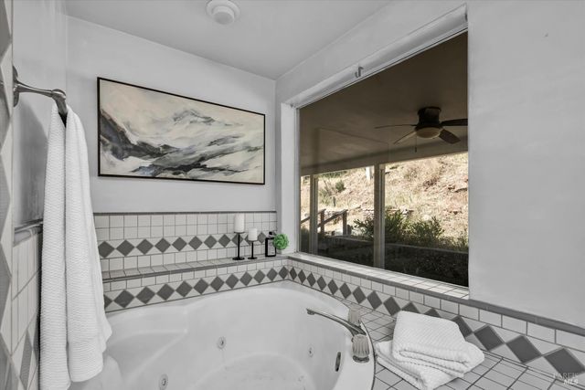17431 Greenridge Rd, Hidden Valley Lake, CA 95467