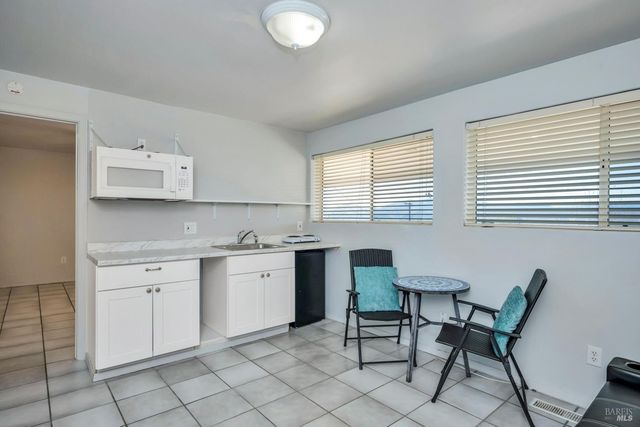 17431 Greenridge Rd, Hidden Valley Lake, CA 95467