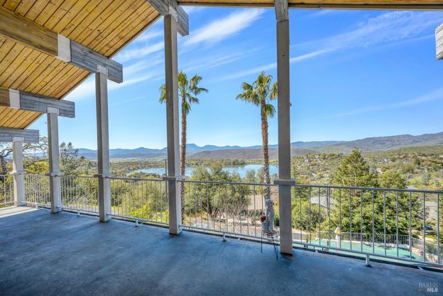 17431 Greenridge Rd, Hidden Valley Lake, CA 95467