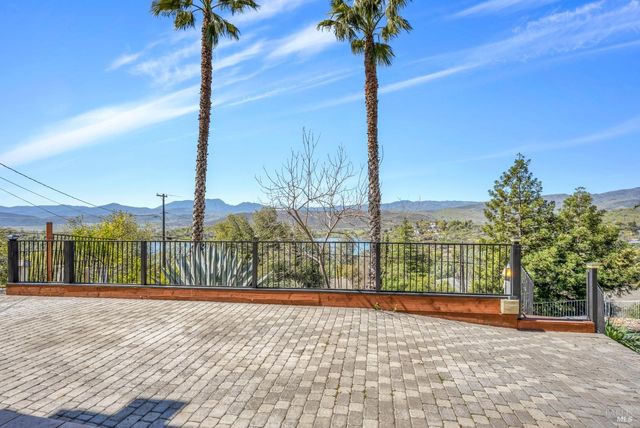 17431 Greenridge Rd, Hidden Valley Lake, CA 95467