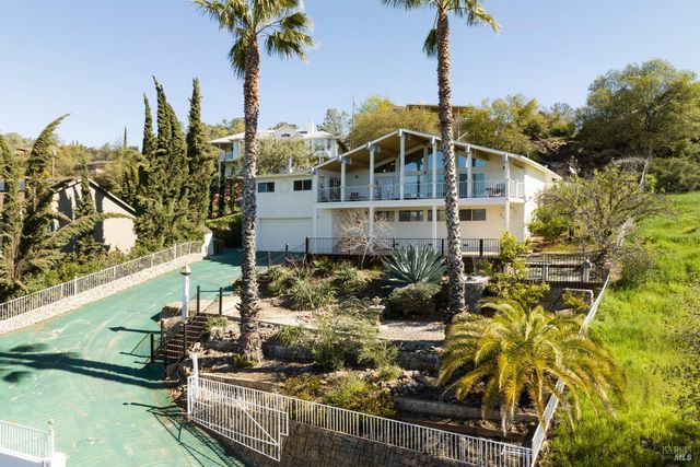 17431 Greenridge Rd, Hidden Valley Lake, CA 95467