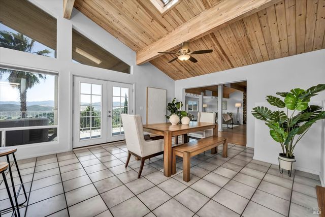 17431 Greenridge Rd, Hidden Valley Lake, CA 95467