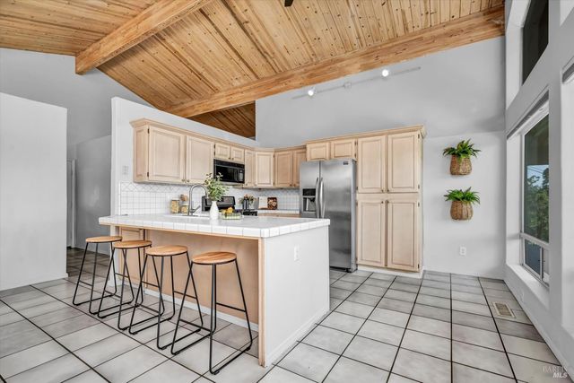 17431 Greenridge Rd, Hidden Valley Lake, CA 95467