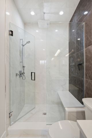 3330 N Clifton Avenue 2, Chicago, IL 60657