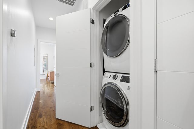 3330 N Clifton Avenue 2, Chicago, IL 60657