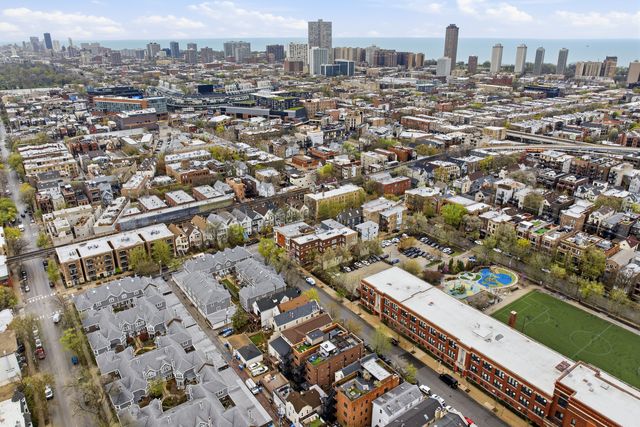 3330 N Clifton Avenue 2, Chicago, IL 60657