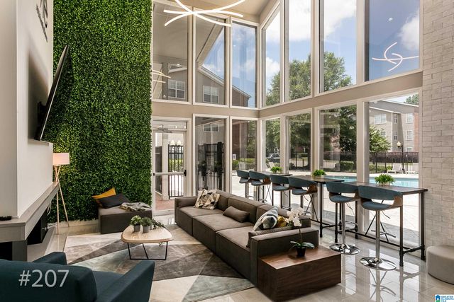 120 15th St E Apt 207, Tuscaloosa, AL 35401