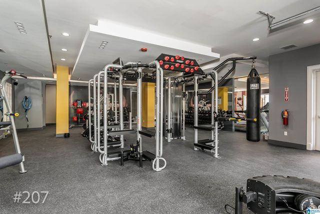 120 15th St E Apt 207, Tuscaloosa, AL 35401