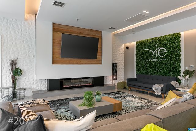 120 15th St E Apt 207, Tuscaloosa, AL 35401