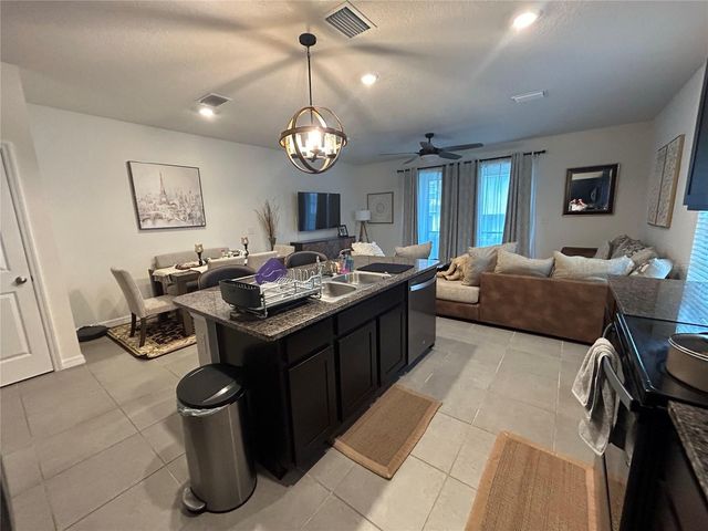 13694 NW 9TH ROAD, Newberry, FL 32669