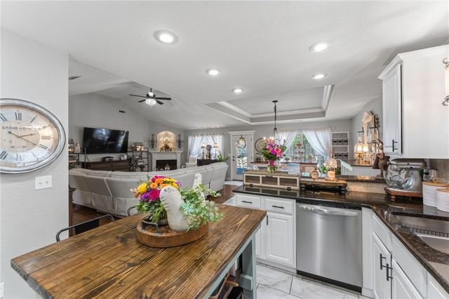 1904 Audabon Park Court, Siloam Springs, AR 72761