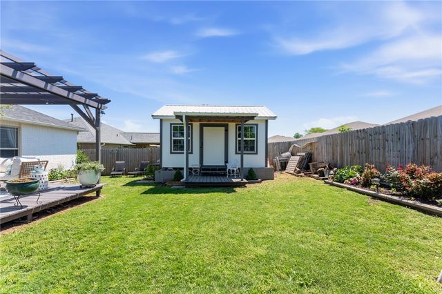 1904 Audabon Park Court, Siloam Springs, AR 72761