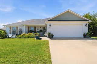 1904 Audabon Park Court, Siloam Springs, AR 72761