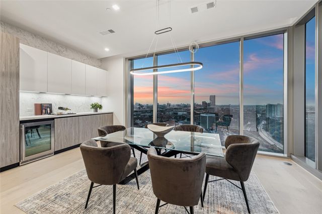 1711 Allen Parkway 2301, Houston, TX 77019