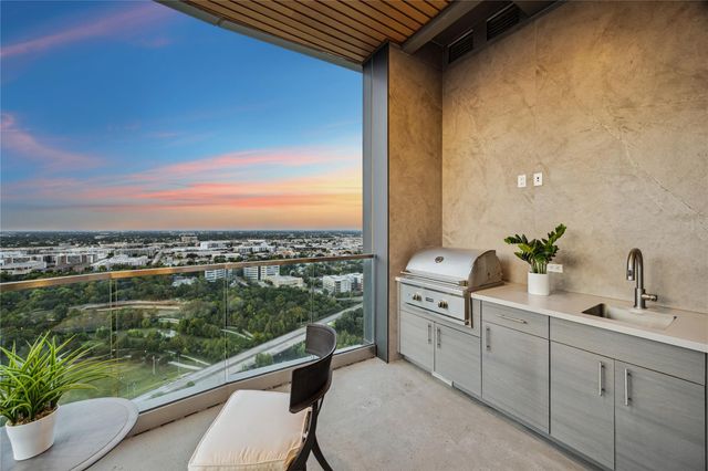 1711 Allen Parkway 2301, Houston, TX 77019