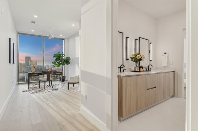 1711 Allen Parkway 2301, Houston, TX 77019