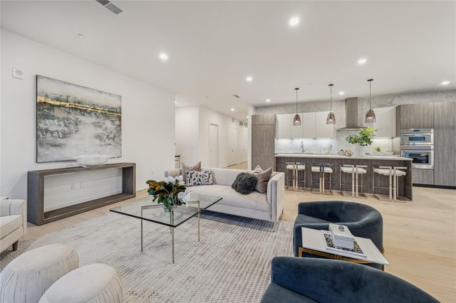 1711 Allen Parkway 2301, Houston, TX 77019