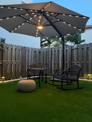 7117 NW 103rd Path, Doral, FL 33178
