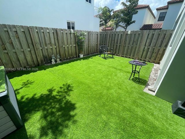 7117 NW 103rd Path, Doral, FL 33178