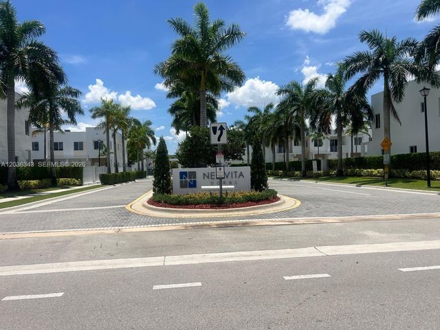 7117 NW 103rd Path, Doral, FL 33178
