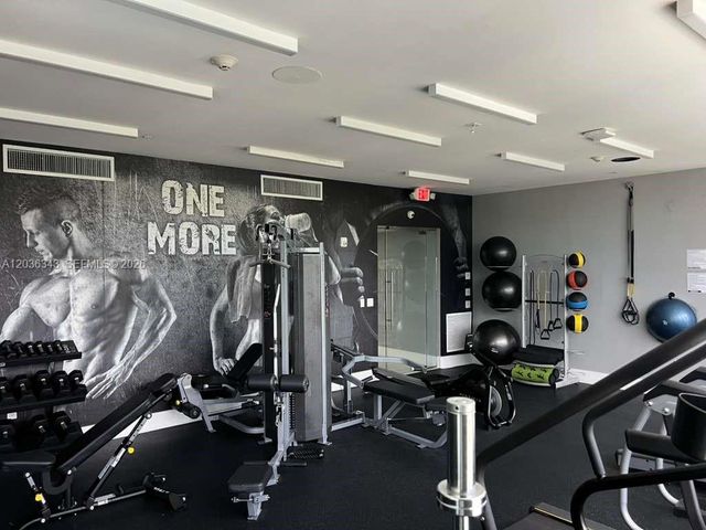 7117 NW 103rd Path, Doral, FL 33178