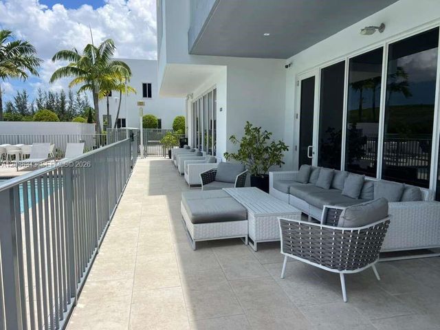 7117 NW 103rd Path, Doral, FL 33178