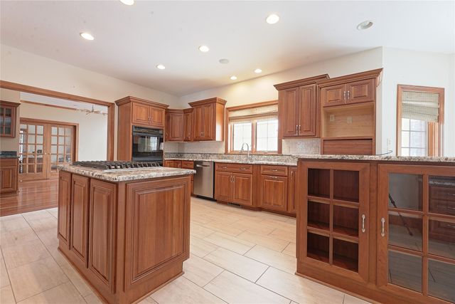 4969 WOLF Road, Erie, PA 16505