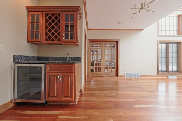 4969 WOLF Road, Erie, PA 16505