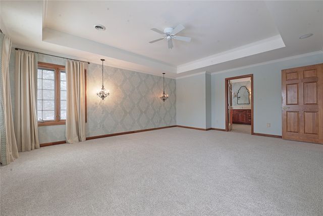 4969 WOLF Road, Erie, PA 16505