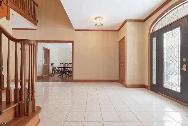 4969 WOLF Road, Erie, PA 16505