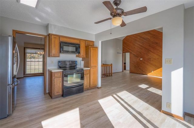 4910 NE Pebble Beach Street, Lee's Summit, MO 64064