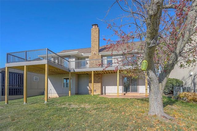 4910 NE Pebble Beach Street, Lee's Summit, MO 64064