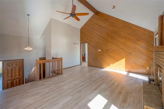 4910 NE Pebble Beach Street, Lee's Summit, MO 64064