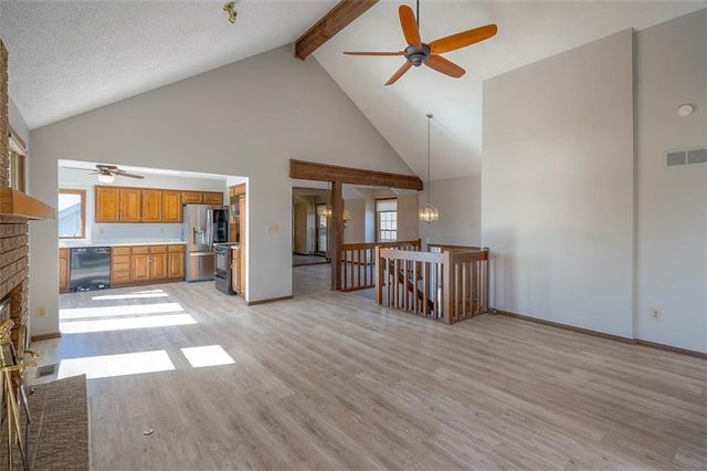 4910 NE Pebble Beach Street, Lee's Summit, MO 64064