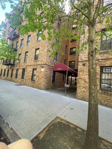 1922 McGraw Avenue 1H, Bronx, NY 10462