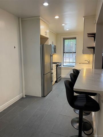 1922 McGraw Avenue 1H, Bronx, NY 10462