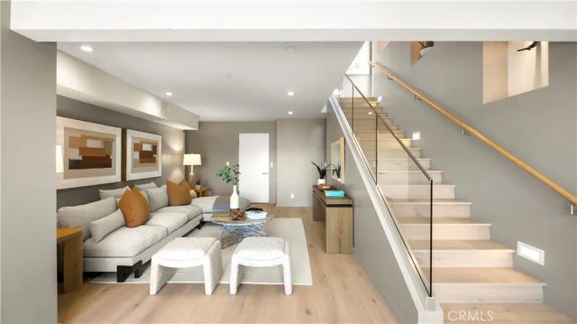 964 Van Dyke, Laguna Beach, CA 92651
