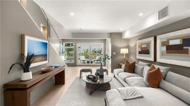 964 Van Dyke, Laguna Beach, CA 92651