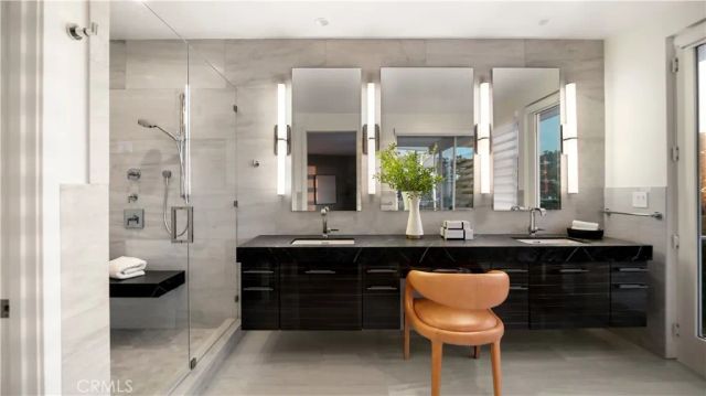 964 Van Dyke, Laguna Beach, CA 92651