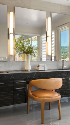 964 Van Dyke, Laguna Beach, CA 92651