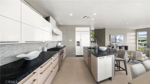 964 Van Dyke, Laguna Beach, CA 92651