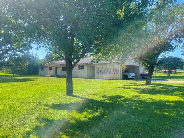 232 CENTER VALLEY Road, Russellville, AR 72802