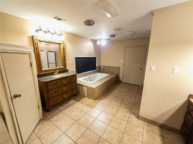 232 CENTER VALLEY Road, Russellville, AR 72802
