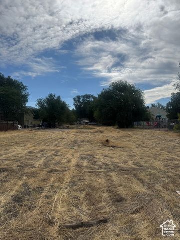 261 N REDWOOD RD, Salt Lake City, UT 84116
