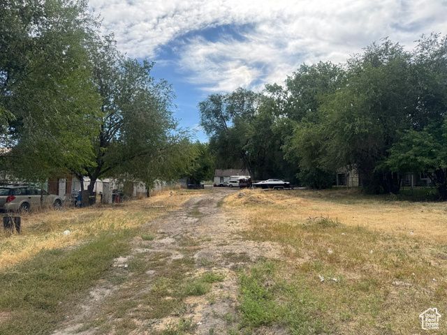261 N REDWOOD RD, Salt Lake City, UT 84116