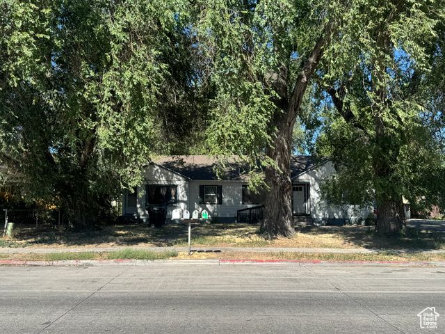 261 N REDWOOD RD, Salt Lake City, UT 84116